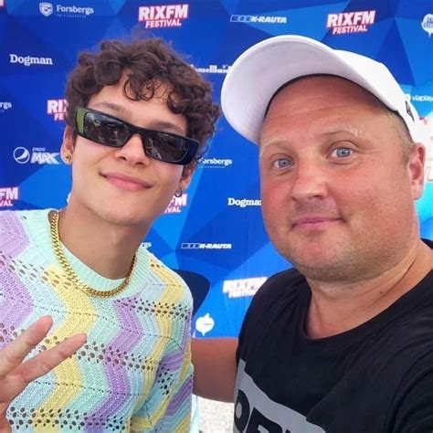 Omar Rudberg (@officialomar) • Instagram photos and videos.